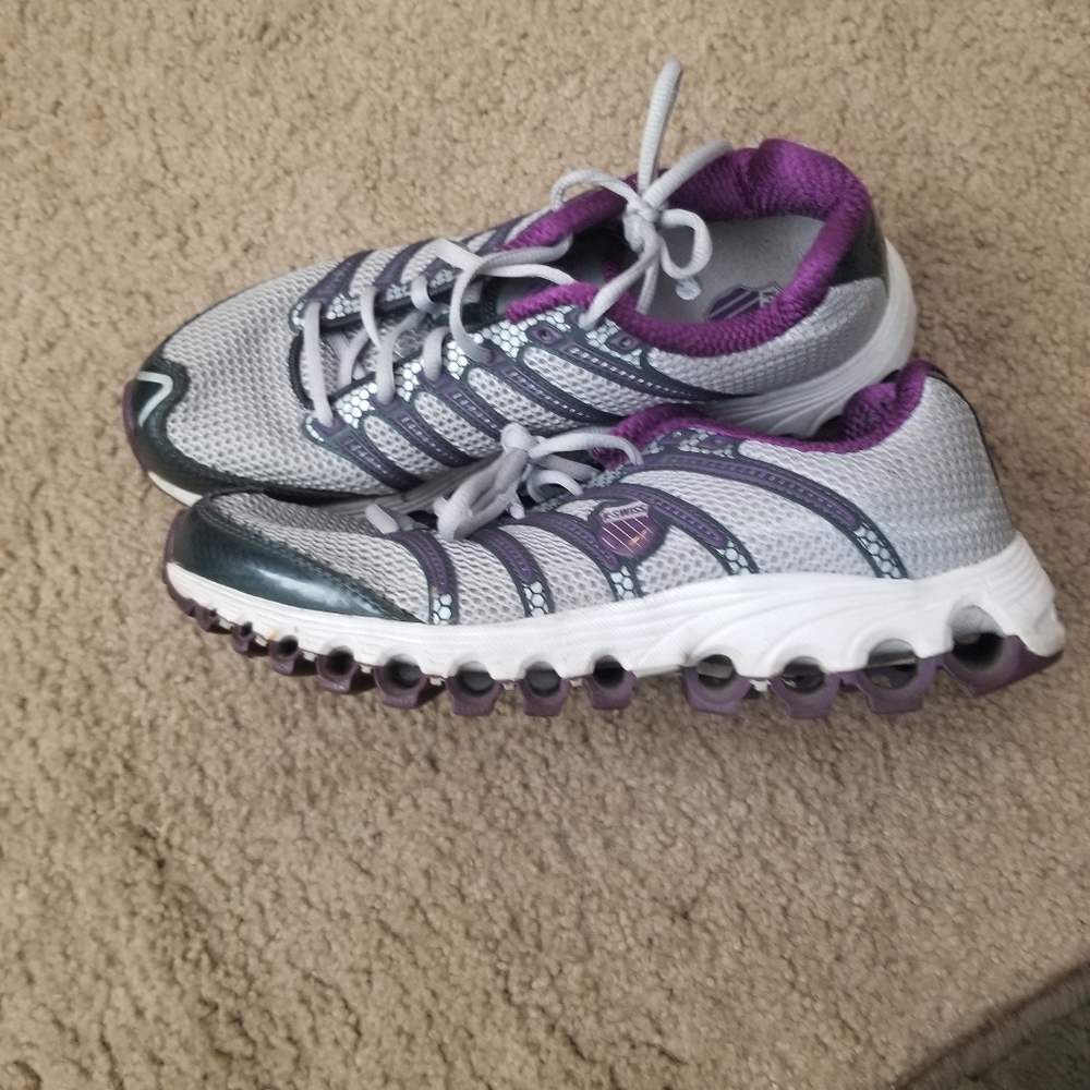 K-Swiss